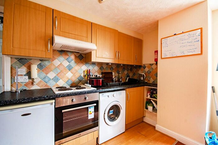1 Bedroom Apartment For Sale In The New Alexandra Court, Woodborough Road, Nottingham, Nottinghamshire, NG3