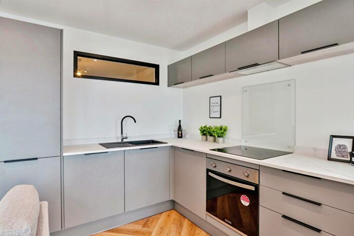 1 Bedroom Apartment For Sale In Jefferson Avenue, Poole, BH15