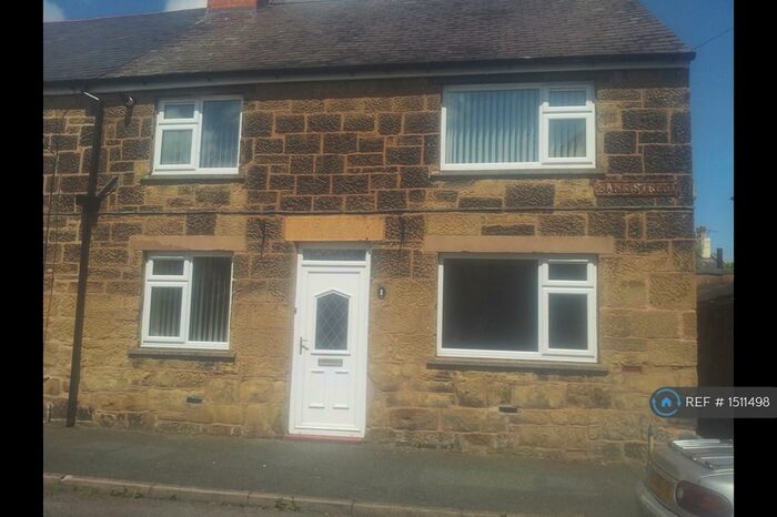 3 Bedroom Semi-Detached House To Rent In Bank Street, Southsea, Wrexham, LL11