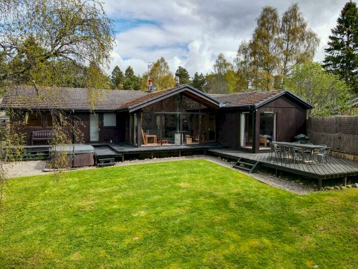 4 Bedroom Detached House For Sale In The Causer, Nethy Bridge, PH25