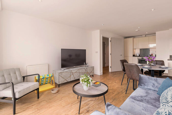 2 Bedroom Apartment To Rent In Station Approach, Epsom, Surrey, KT19
