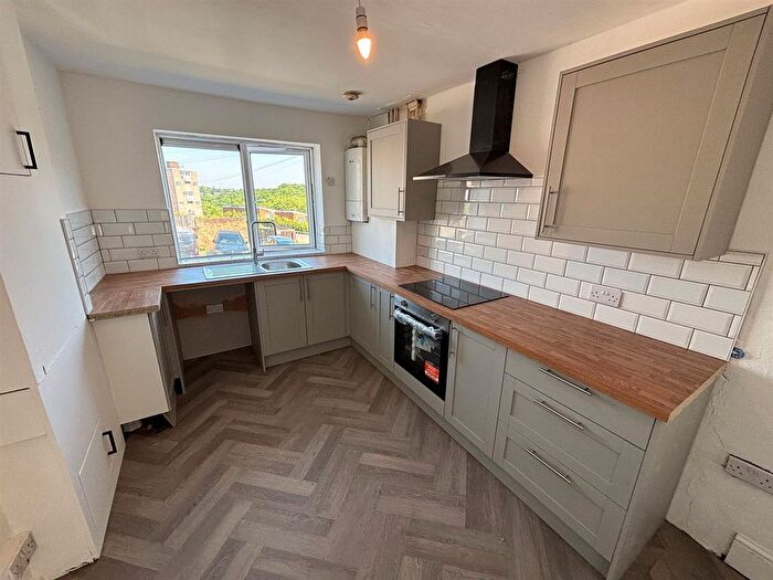 3 Bedroom Property To Rent In Ironside Road, Sheffield, S14