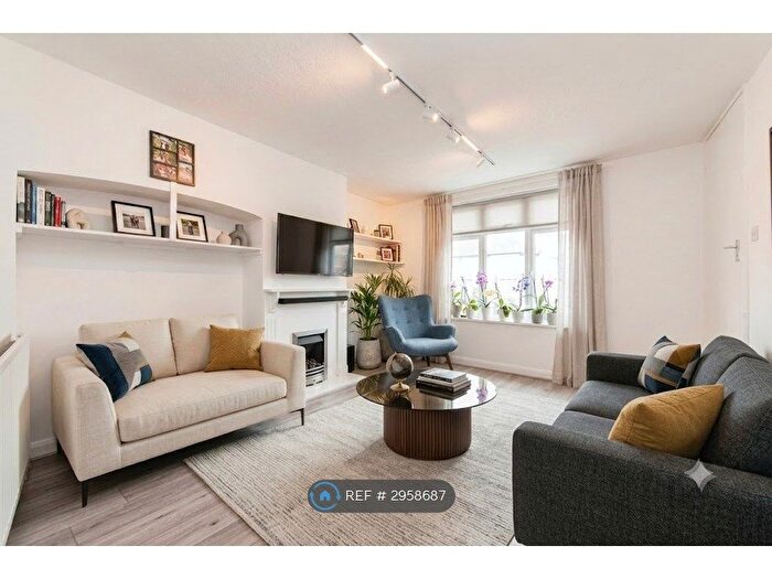 2 Bedroom End Terrace House To Rent In Fortescue Road, Edgware, HA8