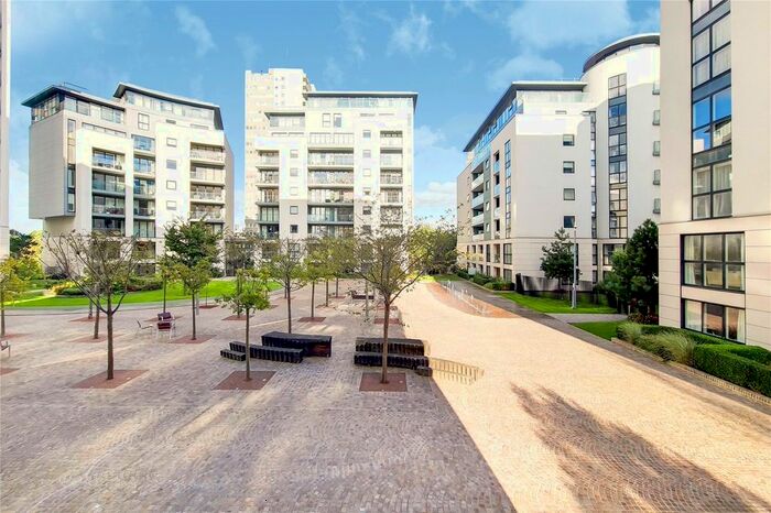 1 Bedroom Flat To Rent In Pump House Crescent, Brentford, TW8