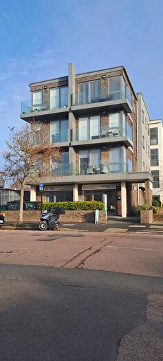 2 Bedroom Flat To Rent In The Berkeley Portland Road, Hove, BN3