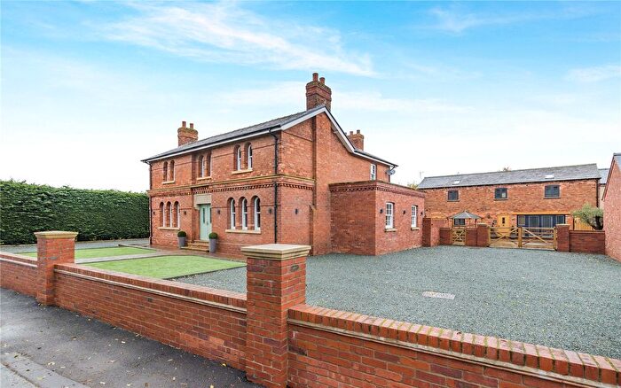 6 Bedroom Detached House For Sale In The Castle, Station Road, Torksey, Lincoln, LN1