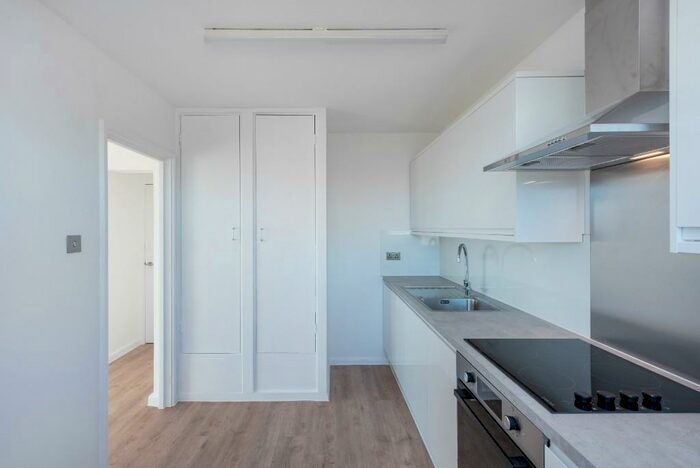 2 Bedroom Flat To Rent In Daubeney Road, London, E5