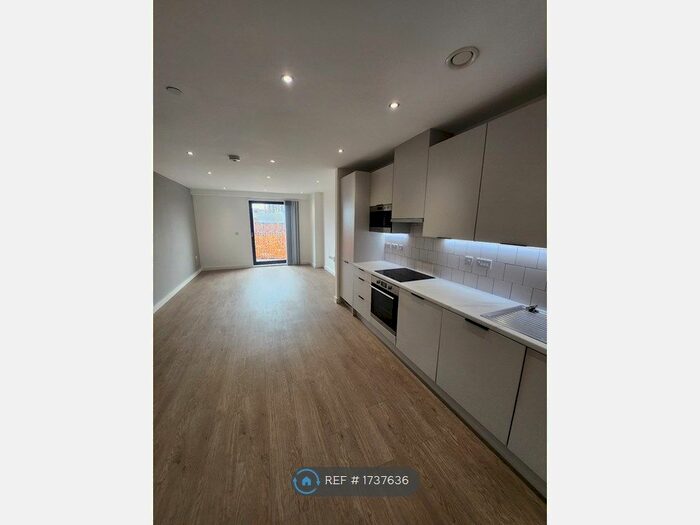 1 Bedroom Flat To Rent In The Arches, Leicester, LE3