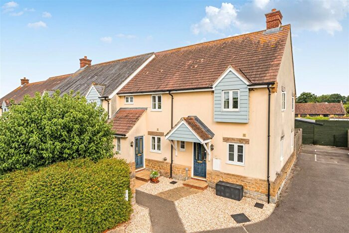 3 Bedroom End Of Terrace House For Sale In Barrington, Ilminster, TA19