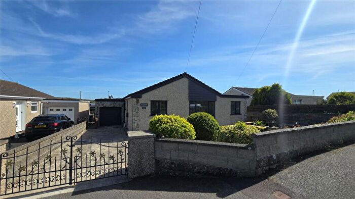 4 Bedroom Bungalow For Sale In Hirfron Estate, Holyhead, Sir Ynys Mon, LL65