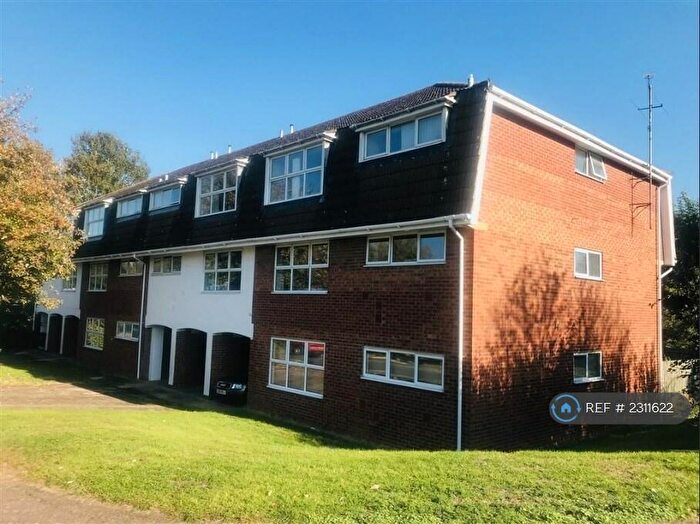 2 Bedroom Flat To Rent In Grasmere Way, Leighton Buzzard, LU7