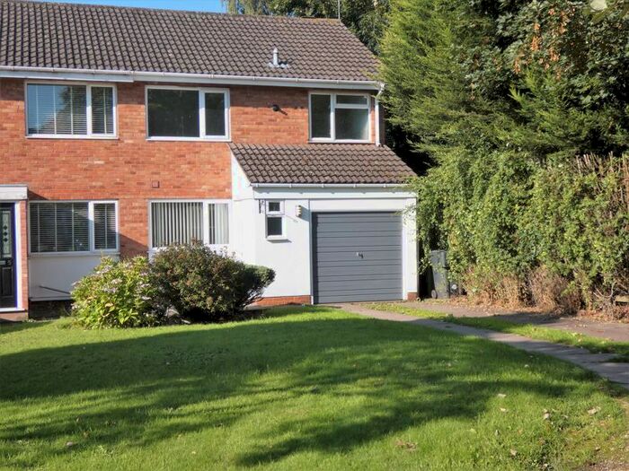 3 Bedroom Semi-Detached House To Rent In Ambleside Way, Bromsgrove, B60