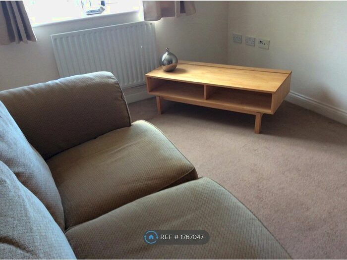 1 Bedroom Flat To Rent In Kenneth Court, Southampton, SO18