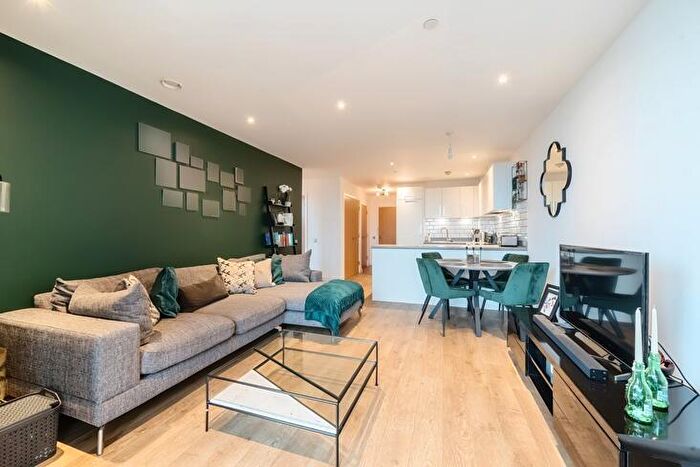 2 Bedroom Apartment For Sale In Gambit Avenue, Oakgrove, Milton Keynes, MK10