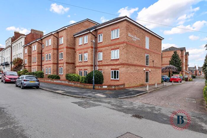 2 Bedroom Apartment For Sale In Charlotte Street, Leamington Spa, CV31