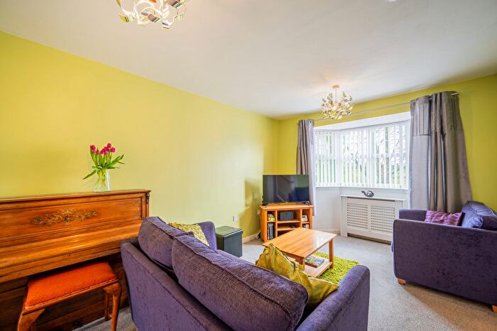 4 Bedroom Detached House For Sale In Old Smithy, Irvine, KA11