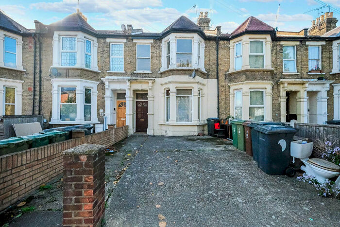 1 Bedroom Flat To Rent In Manor Road, London, E10