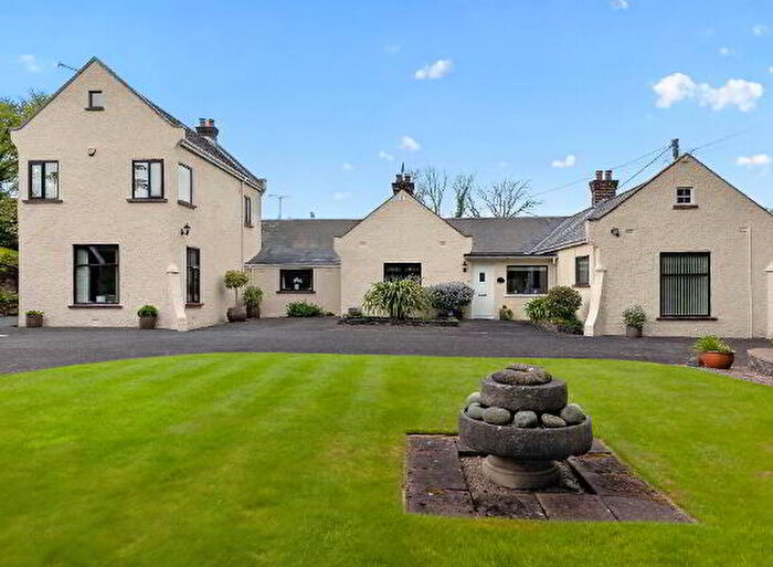 4 Bedroom Detached House For Sale In Dunmore Road, Ballynahinch, BT24