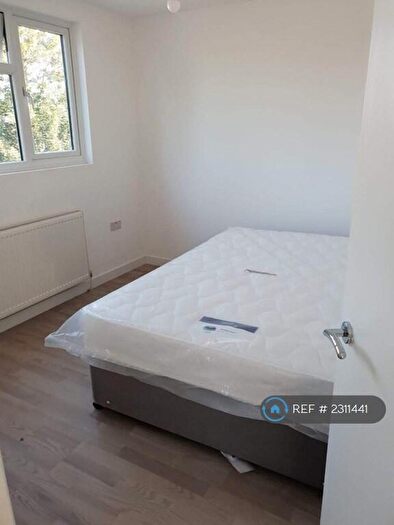 1 Bedroom Flat To Rent In Cheviot Gardens, London, NW2