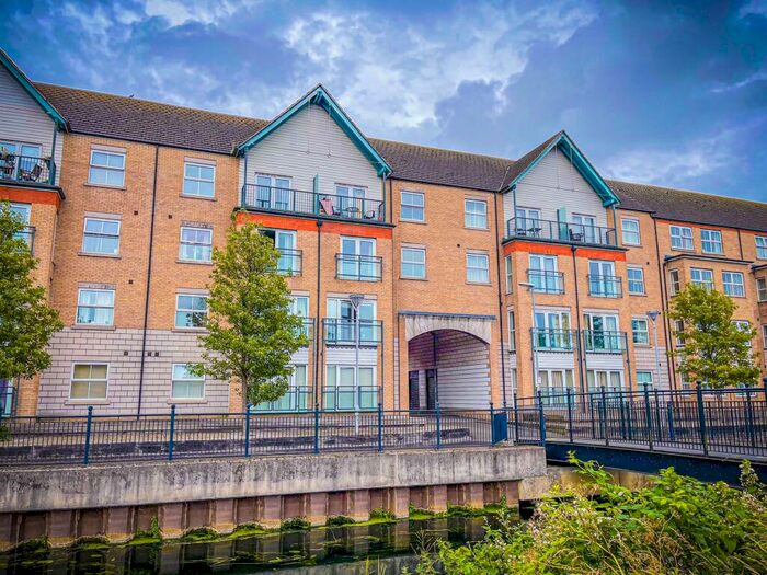 2 Bedroom Apartment To Rent In Riverside Drive, Lincoln, LN5