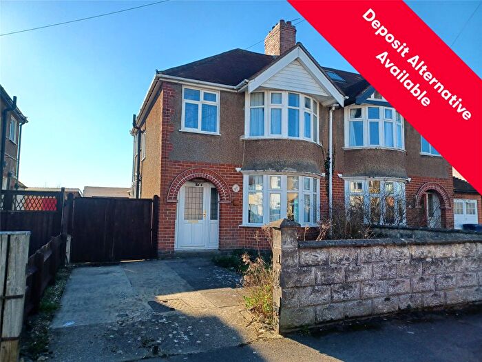 3 Bedroom Semi-Detached House To Rent In Wharton Road, Headington, Oxford, Oxfordshire, OX3