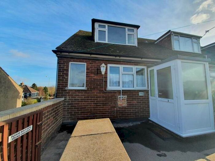 2 Bedroom House To Rent In Main Road, Sutton At Hone, DA4