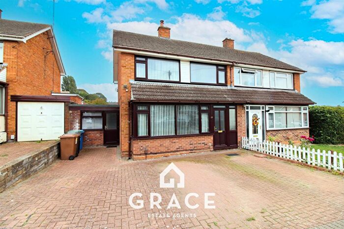 3 Bedroom Semi Detached House For Sale In Bridgwater Road, Ipswich, IP2