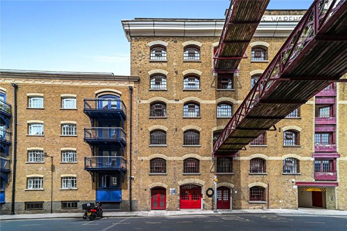 2 Bedroom Flat For Sale In Wapping High Street, London, E1W