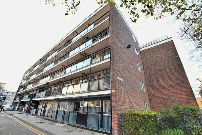 3 Bedroom Maisonette To Rent In Jamaica Street, London, E1
