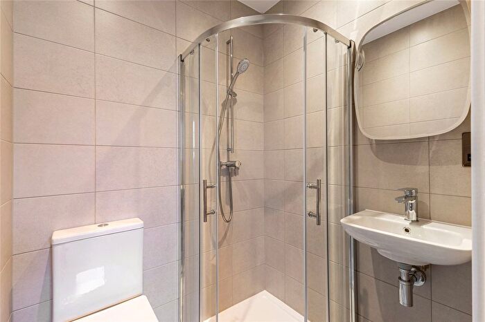 1 Bedroom Studio To Rent In Uxbridge Road, London, W12