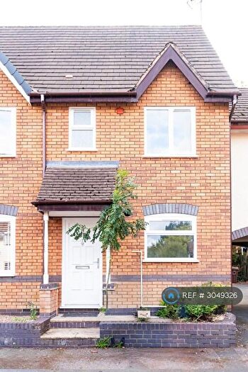 2 Bedroom End Of Terrace House To Rent In Elkington Croft, Solihull, B90