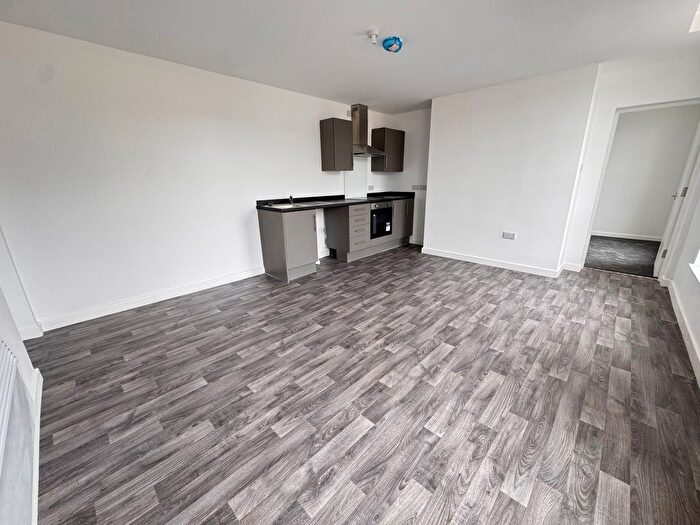 1 Bedroom Flat To Rent In Queen Street, City Centre, Wolverhampton, WV1