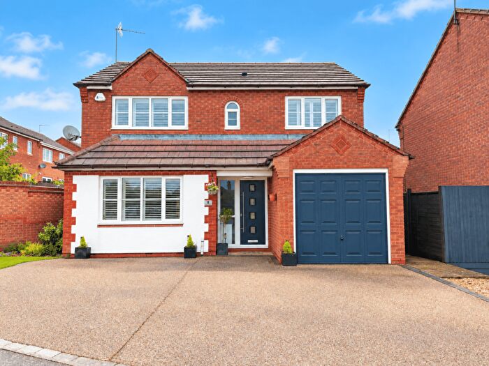 4 Bedroom Detached House For Sale In Middle Greeve, Wootton, Northampton, NN4