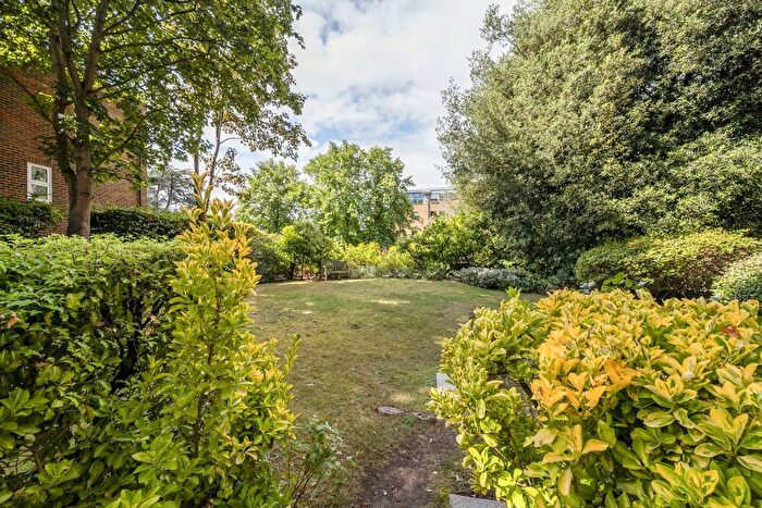 2 Bedroom Flat To Rent In The Downs, Wimbledon Village, London, SW20