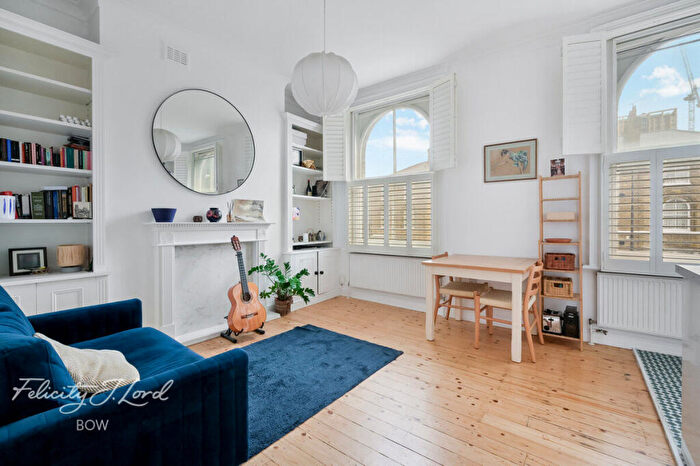 1 Bedroom Apartment For Sale In Campbell Road, London, E3