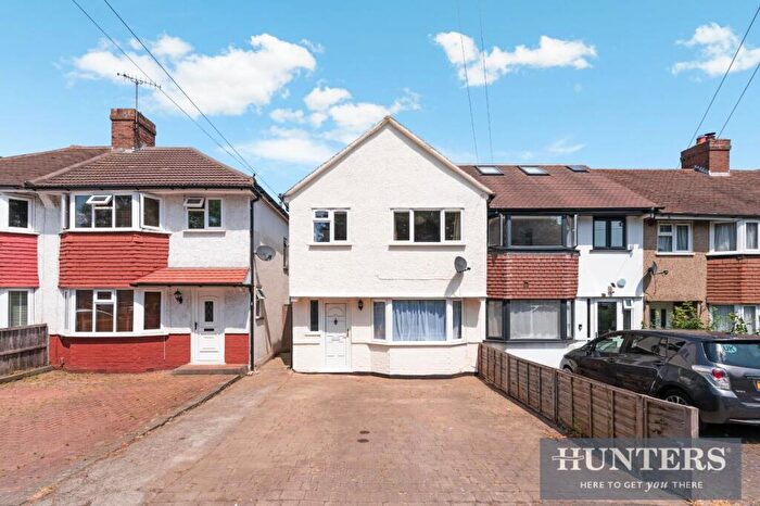 3 Bedroom End Of Terrace House To Rent In Dorchester Road, Worcester Park, KT4