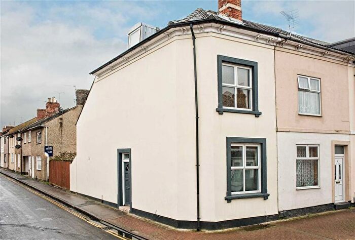 3 Bedroom End Of Terrace House To Rent In Union Street, Swindon, SN1