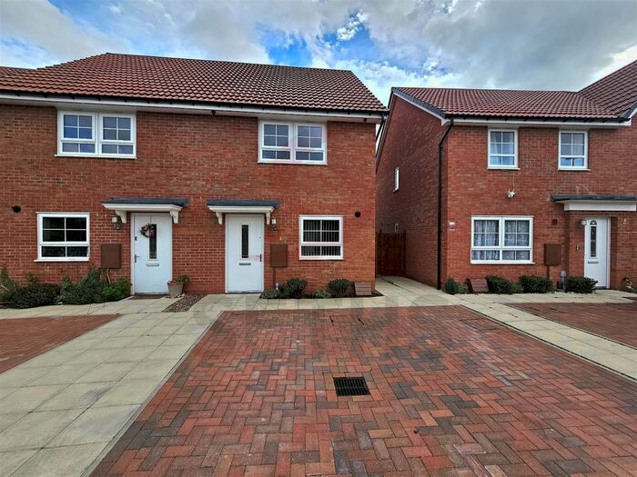 2 Bedroom Semi-Detached House To Rent In Broomfield Crescent, Stadium Estate, Leicester, LE4