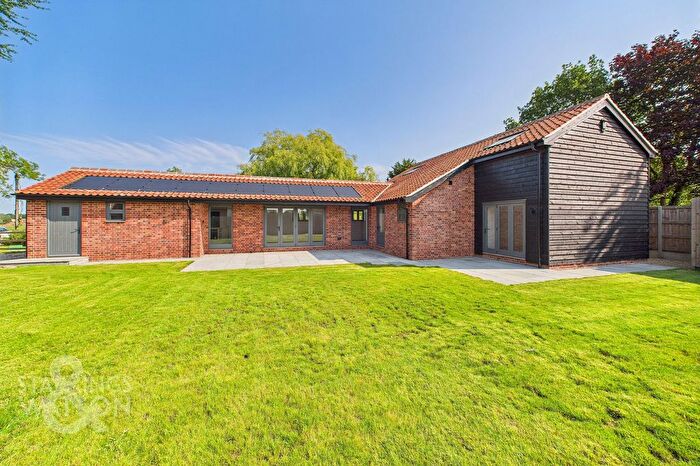 3 Bedroom Barn Conversion For Sale In Mill Lane, Ilketshall St. Andrew, Beccles, NR34