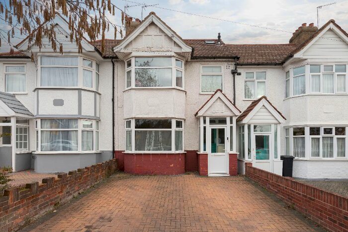 4 Bedroom Terraced House To Rent In Brigadier Hill, Enfield, EN2