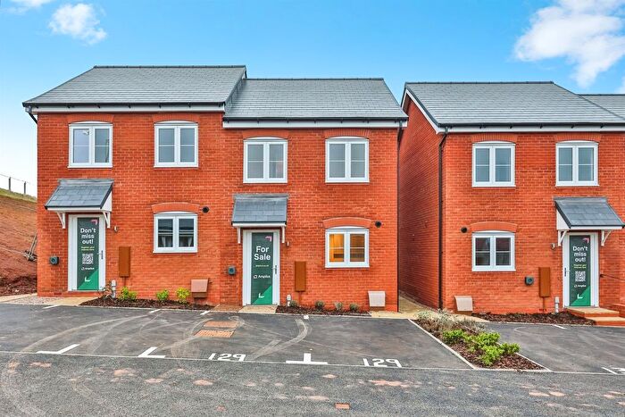 2 Bedroom Semi-Detached House For Sale In Rose Way, Edwalton, Nottingham, NG12