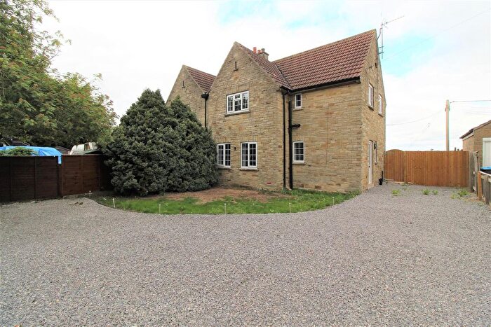 3 Bedroom Semi-Detached House To Rent In Foxton View, Northallerton, DL6
