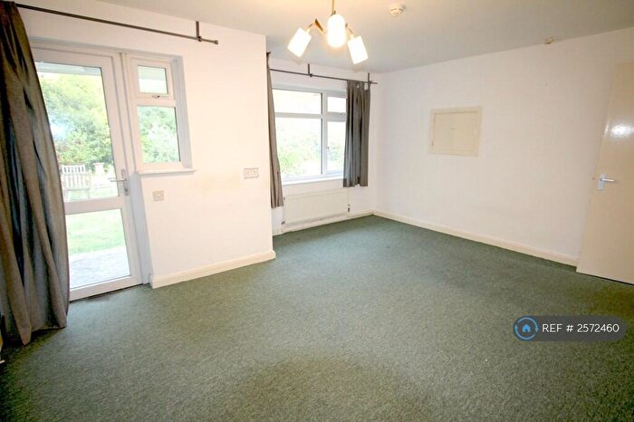 1 Bedroom Flat To Rent In Leeside Crescent, London, NW11