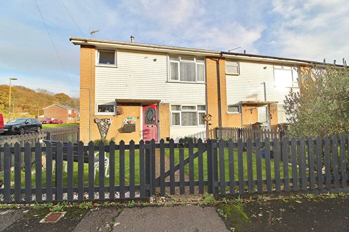 3 Bedroom End Terrace House For Sale In Sullivan Way, Purbrook, PO7