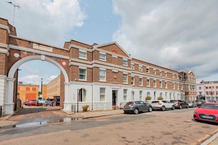 2 Bedroom Flat To Rent In Burney Street, London, SE10