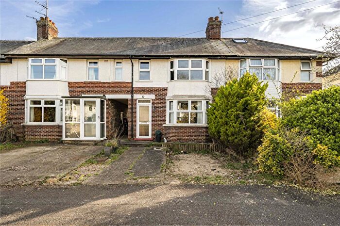 3 Bedroom Terraced House For Sale In Lytton Road, Florence Park, OX4