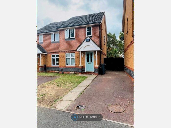2 Bedroom Semi-Detached House To Rent In Avondale Gardens, Hounslow, TW4