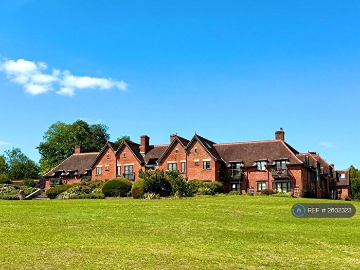 2 Bedroom Maisonette To Rent In Clock House, Godalming, GU8