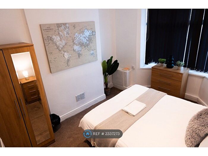 4 Bedroom Terraced House To Rent In Owen Road, Wolverhampton, WV3
