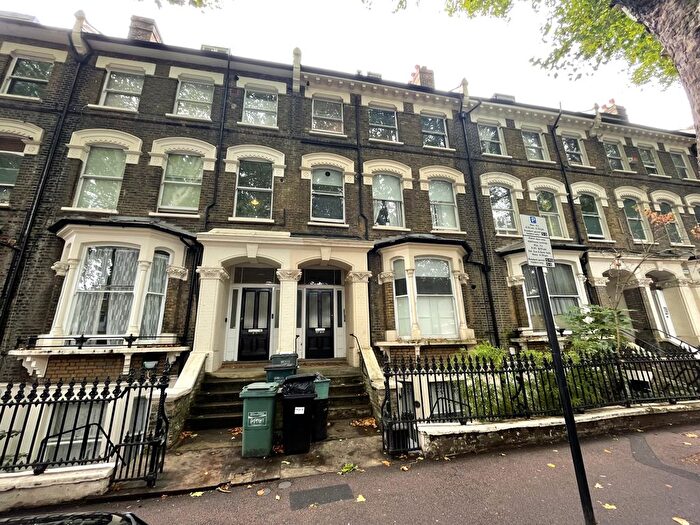 3 Bedroom Flat To Rent In Grosvenor Avenue, London, N5